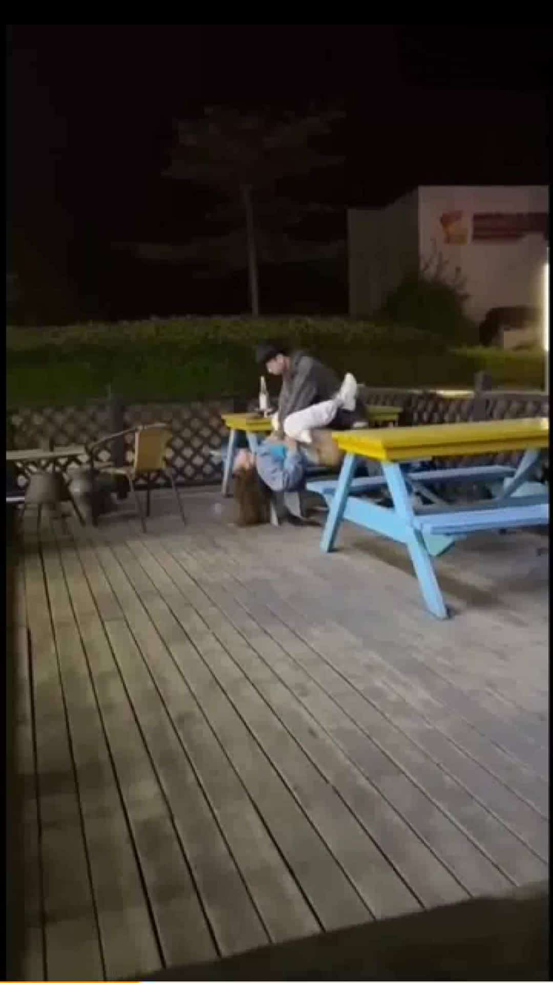 吃瓜厦门RUO’S便利店当众捡尸没人管