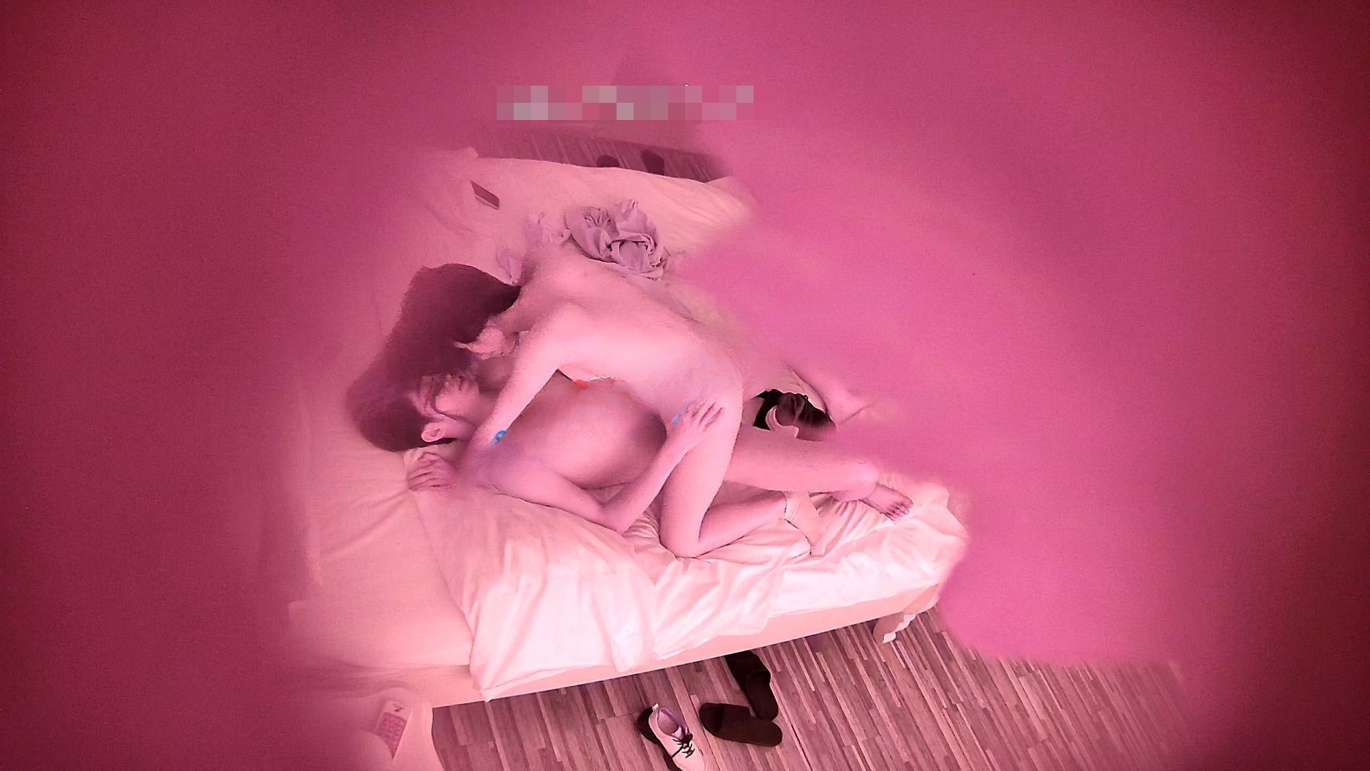 酒店实录-极品颜值系美女和男友钟点房休息不忘啪779M