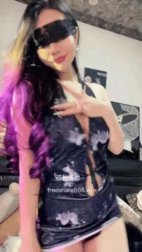 哺乳期喷奶喷水御姐妖妖